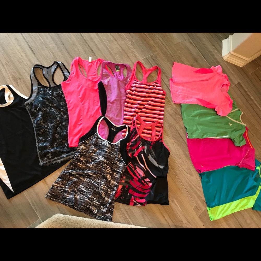 Women’s gym shirts